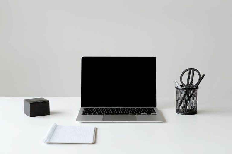 Tips for Organising a Clutter-Free and Efficient Home Workspace